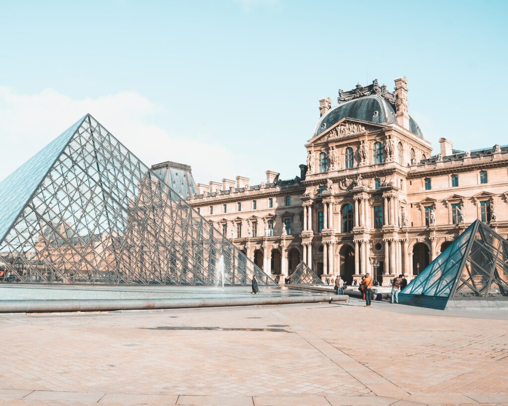 louvre museo paris airhopping