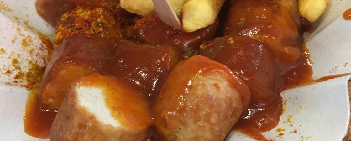 que comer en berlin currywurst