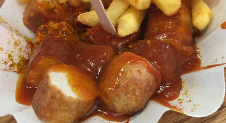 que comer en berlin currywurst